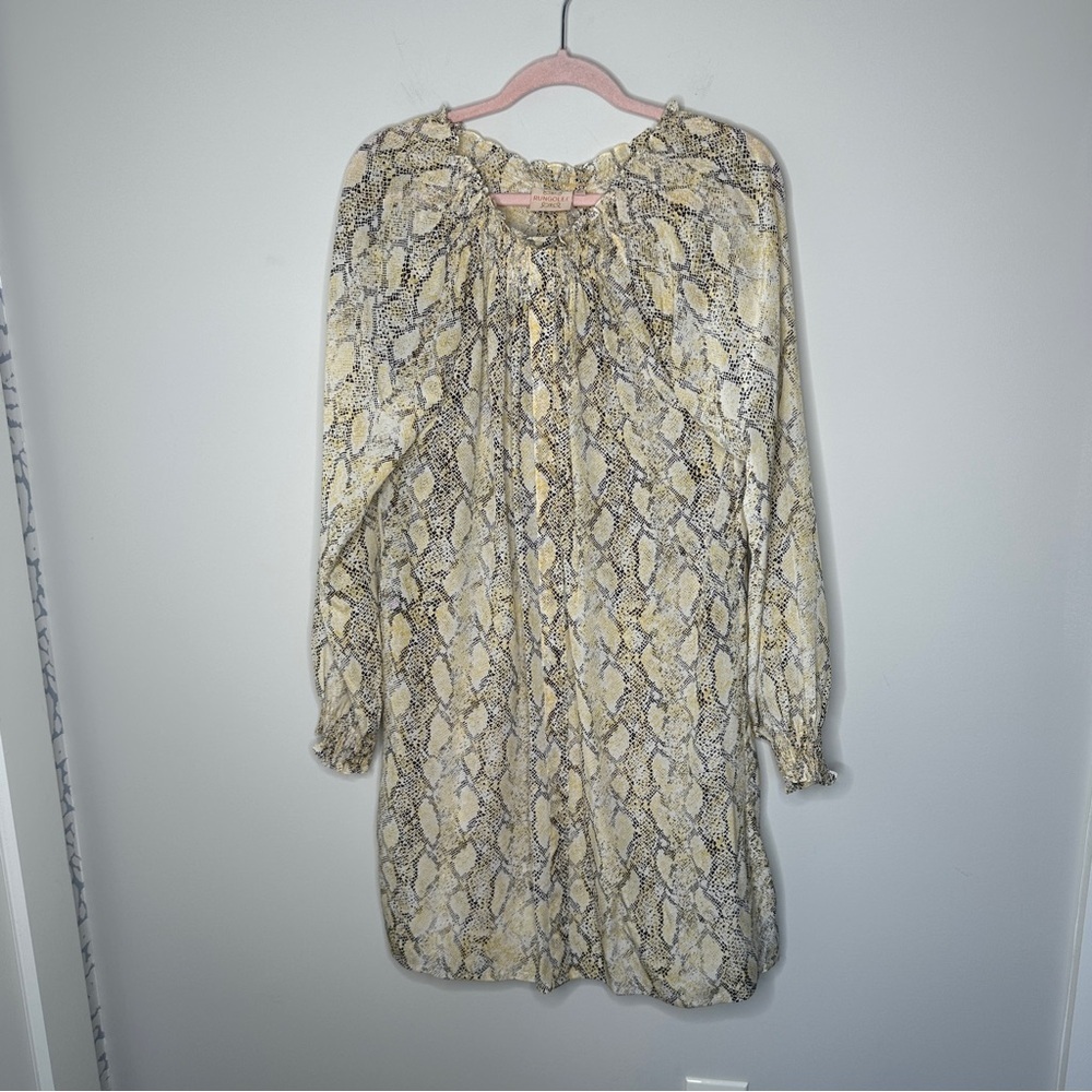 RUNGOLEE Snake print Silky Smocked Neck & Sleeves Dress Size XS Classic Elegant